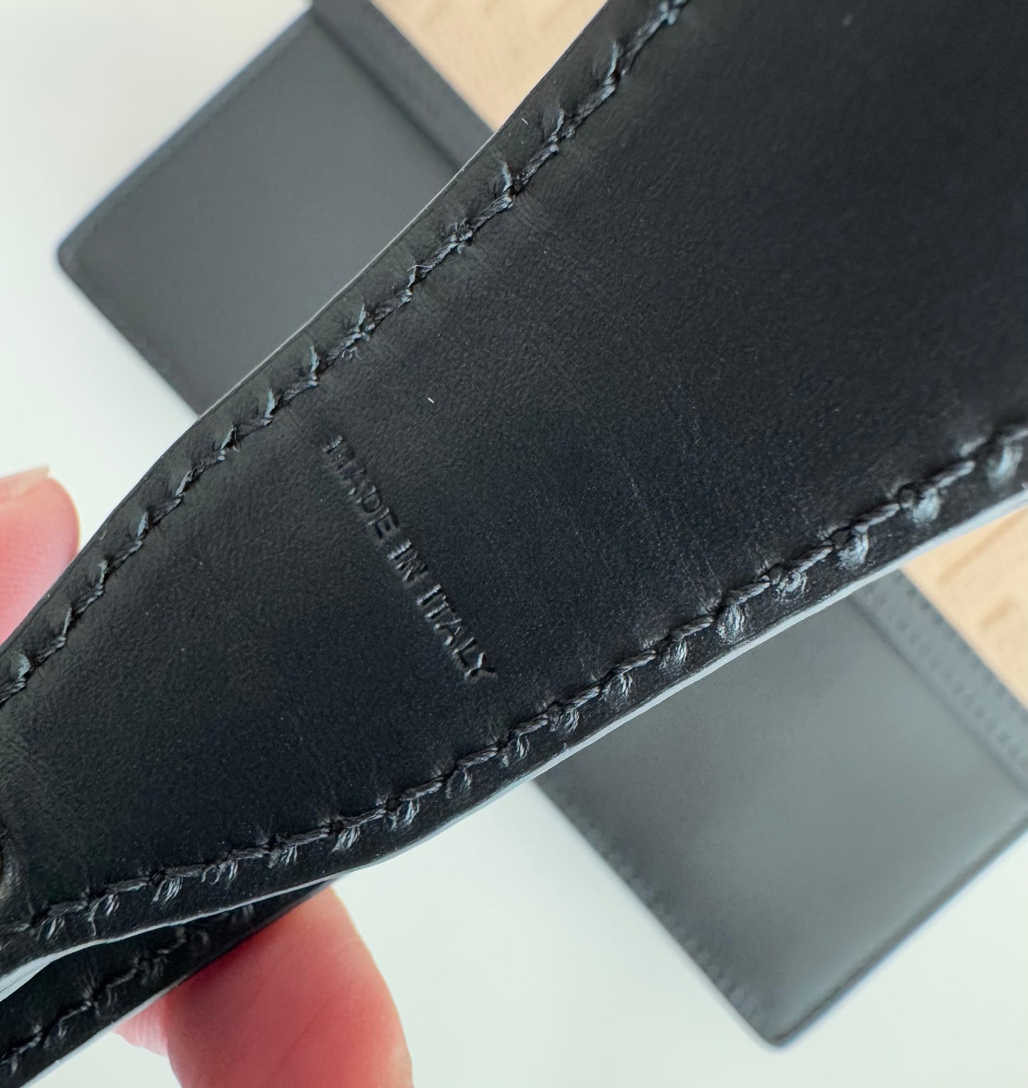 حقيبة توت فندي زوكا باللون البني