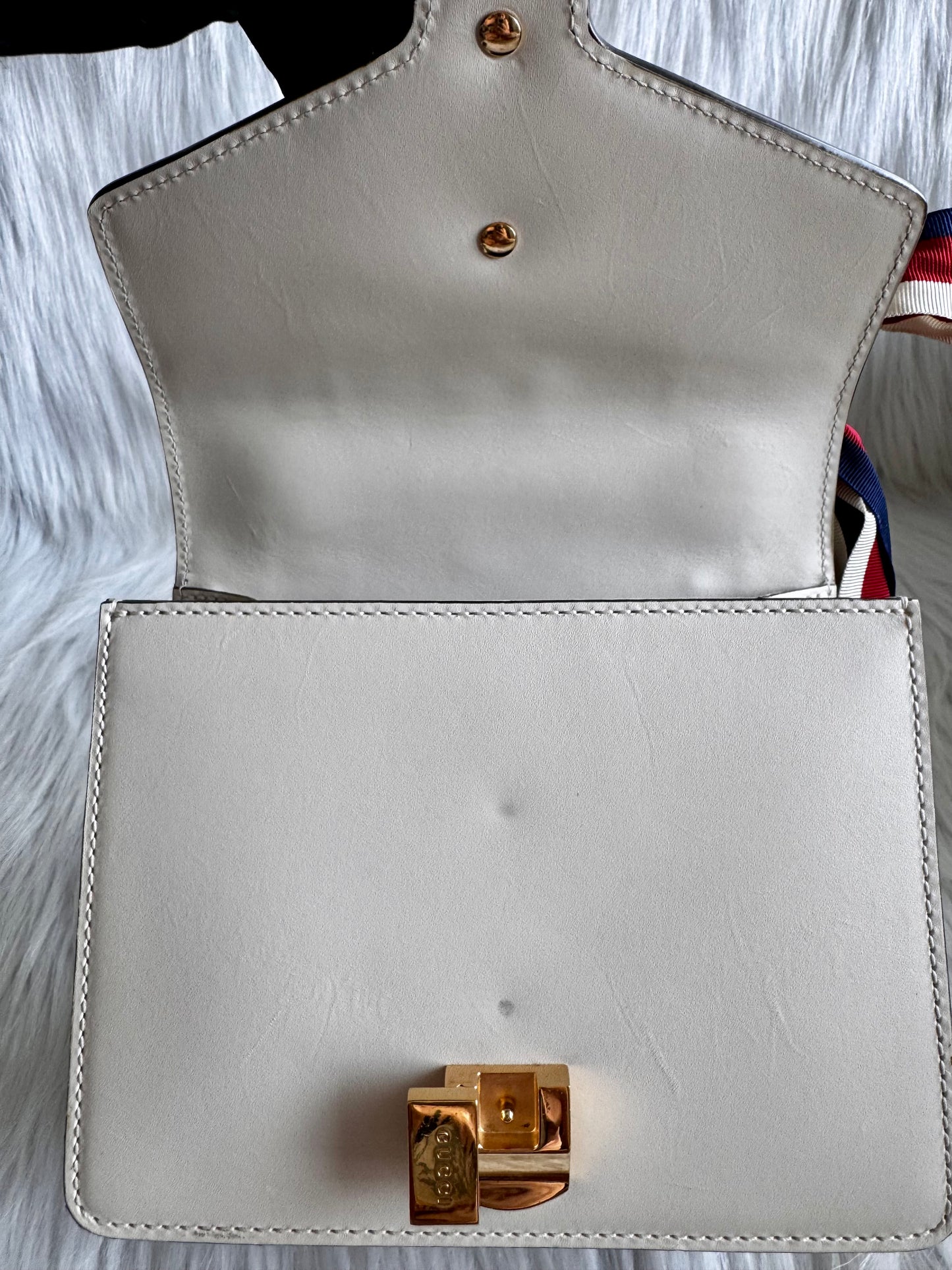 Gucci Sylvie White Mini Chain Bag