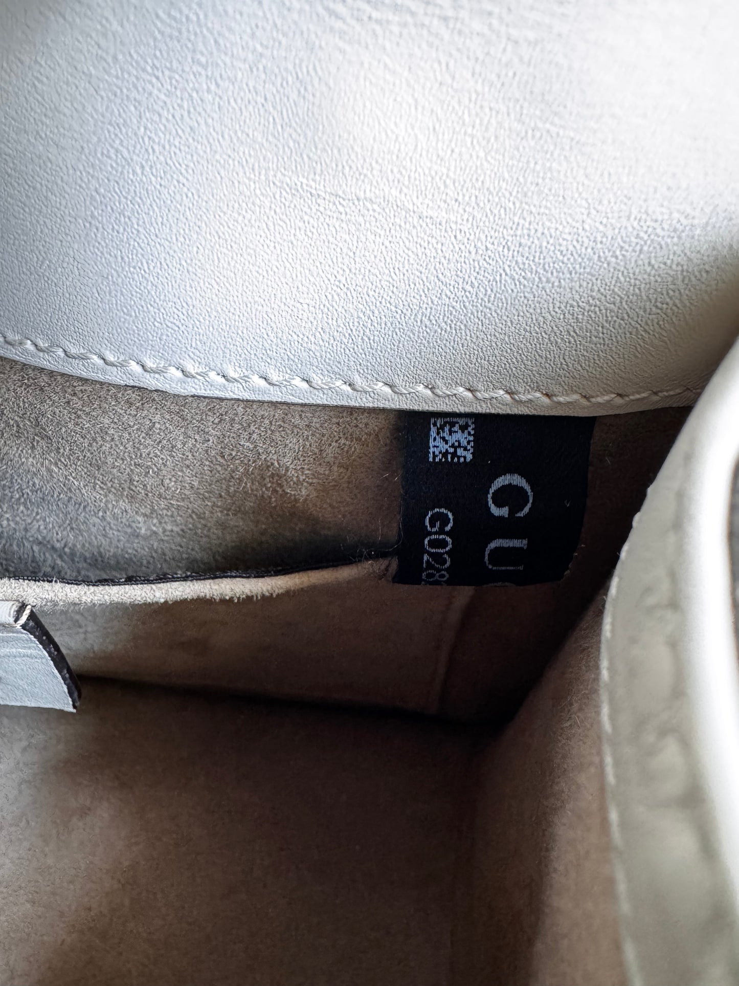 Gucci Sylvie White Mini Chain Bag