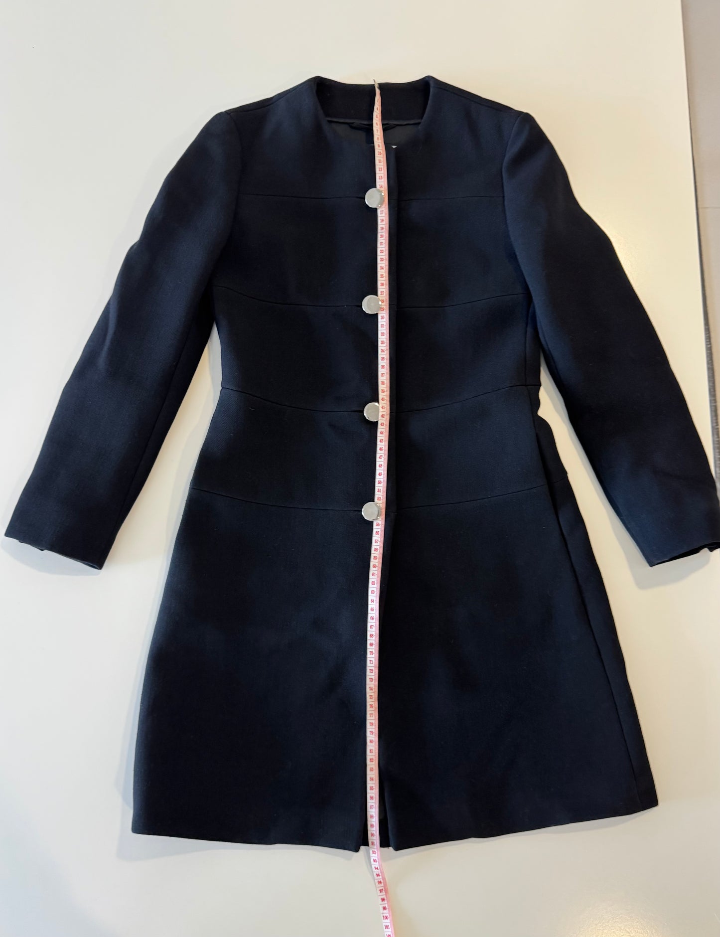 حذاء ديور جادور مفتوح من الخلف باللون الأسود مقاس 36