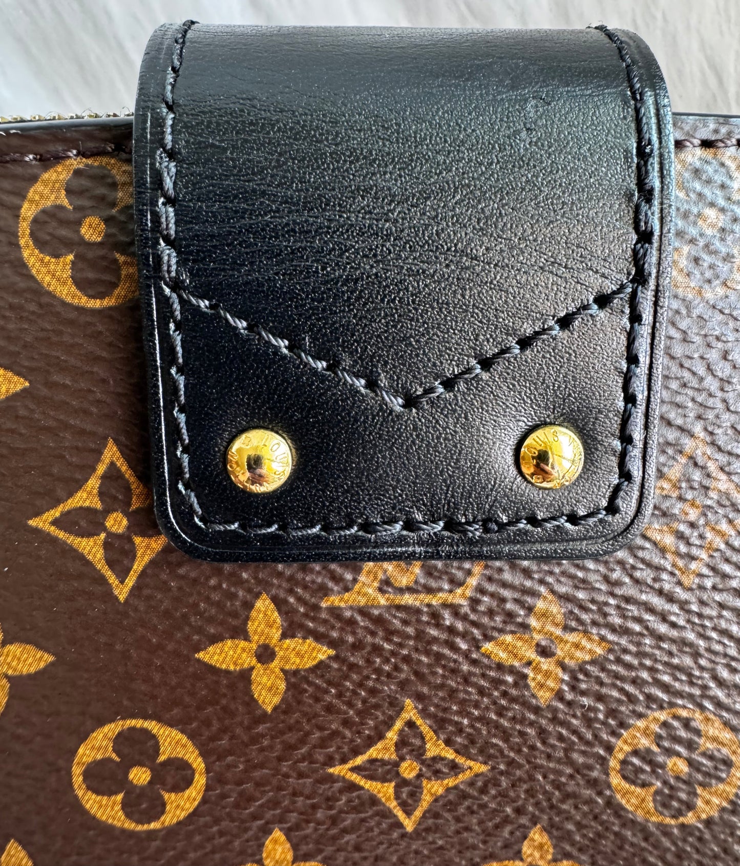Louis Vuitton Monogram Reverse Trunk Clutch