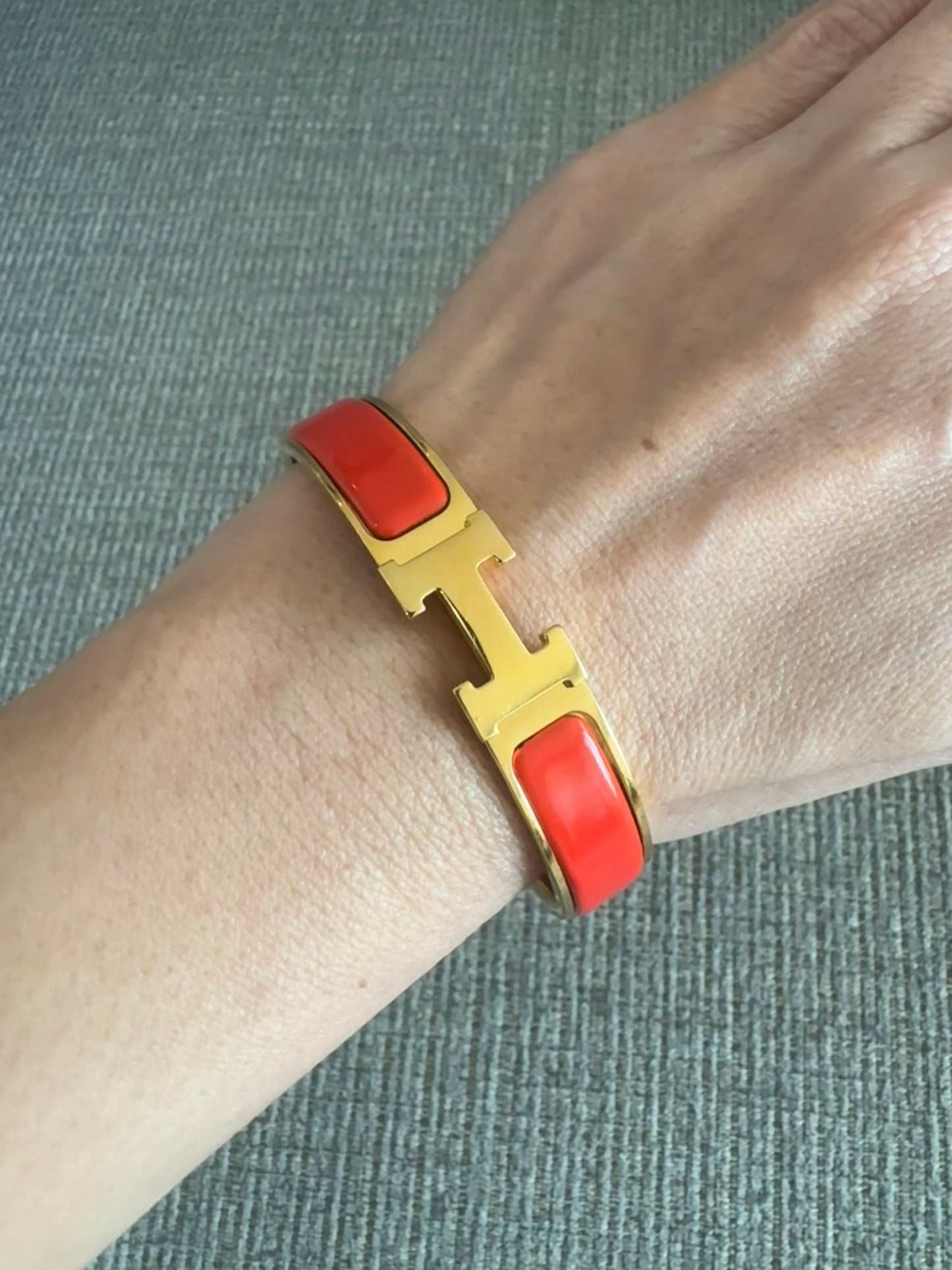 Hermes Clic Clac H Red Enamel Gold Plated Narrow Bracelet GM