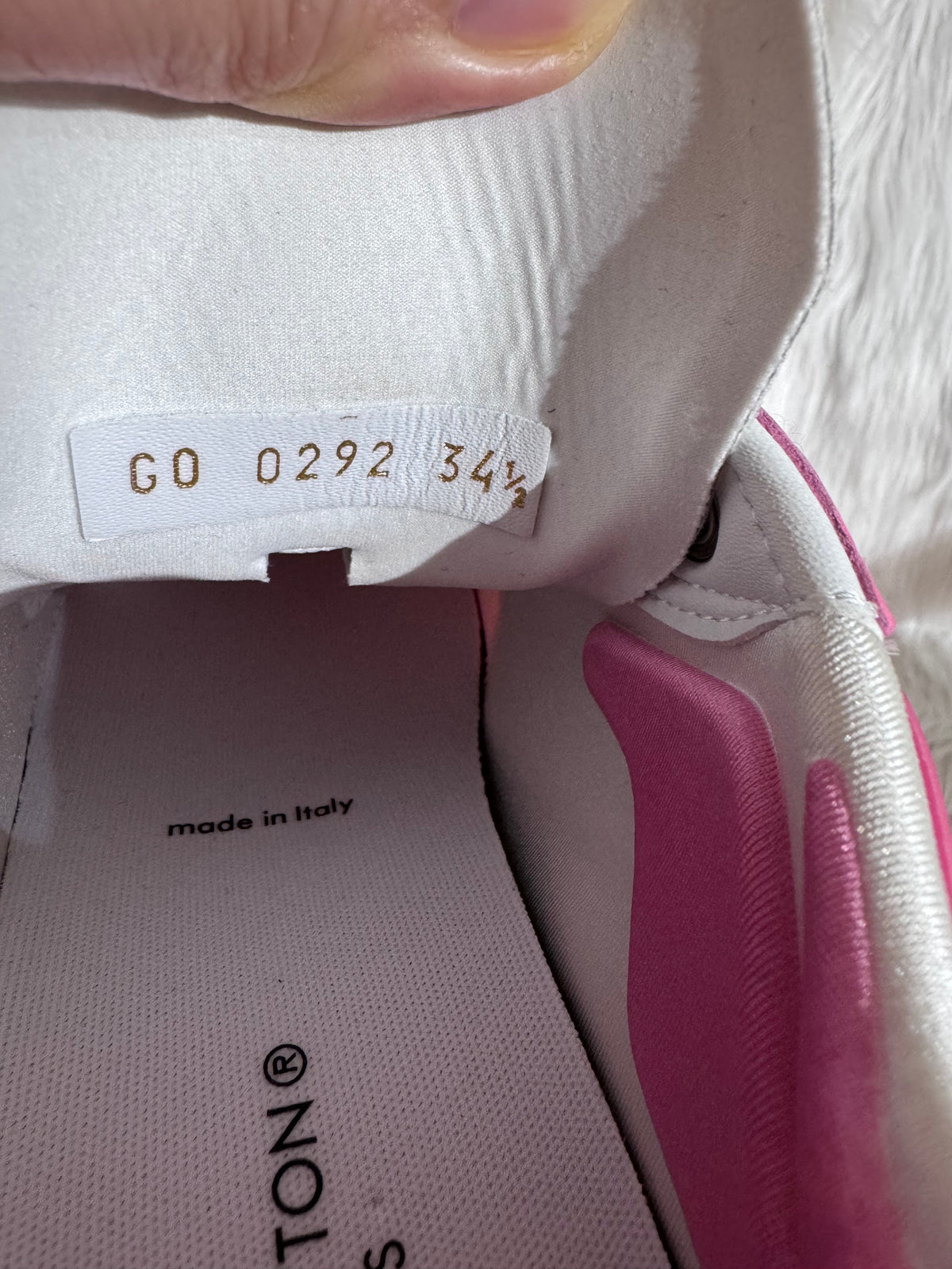 Louis Vuitton Run 55 Pink Monogram Sneakers  size 34.5