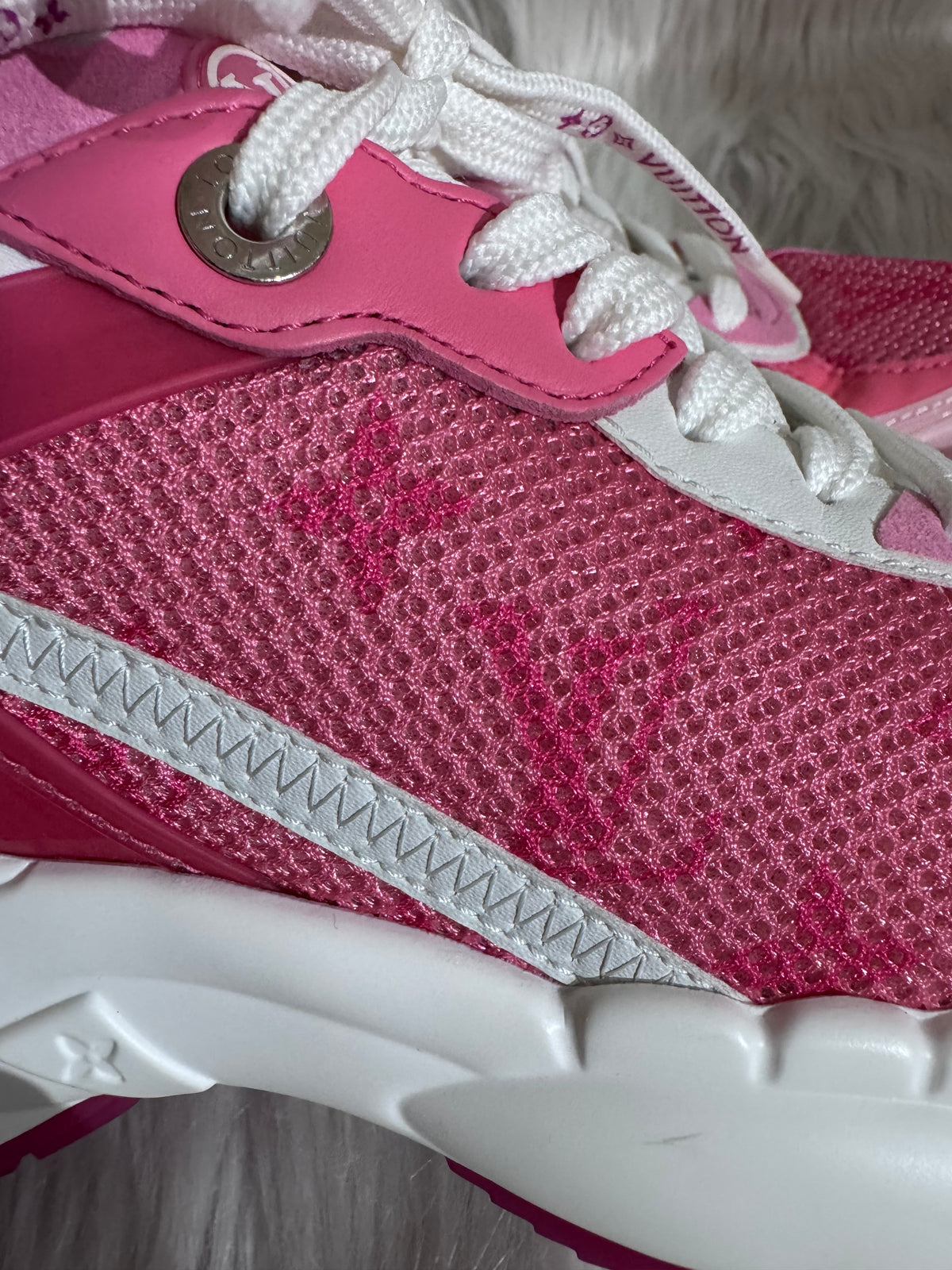 Louis Vuitton Run 55 Pink Monogram Sneakers  size 34.5