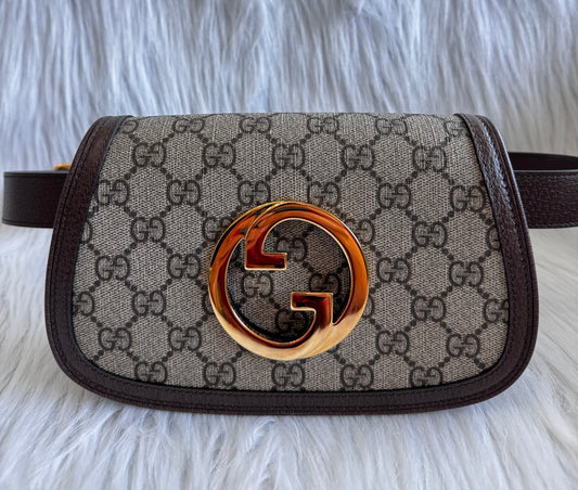 حقيبة كتف صغيرة Gucci GG Marmont - حمراء