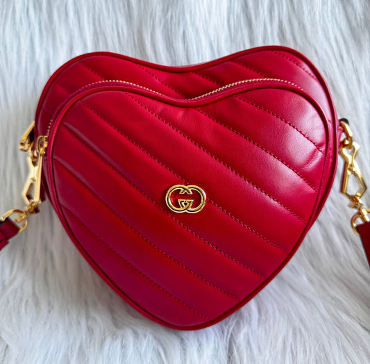 حقيبة كتف صغيرة Gucci GG Marmont - حمراء