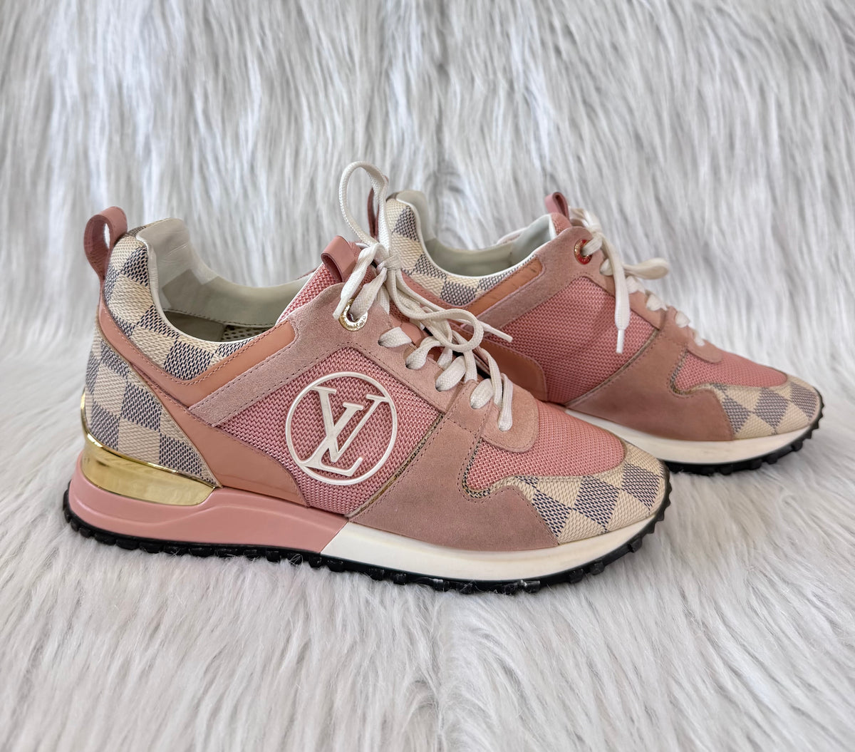 Louis Vuitton Run Away Pink Damier Azur Sneakers size 36