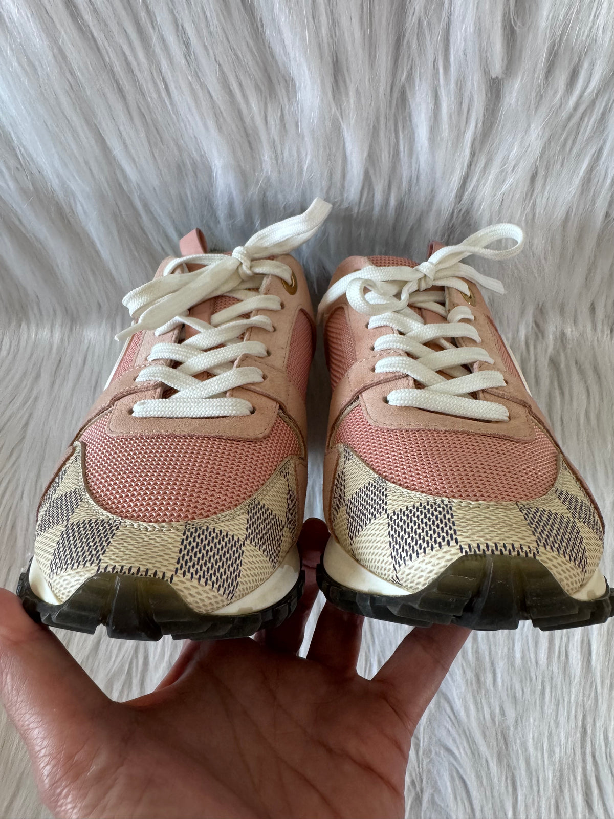 Louis Vuitton Run Away Pink Damier Azur Sneakers size 36