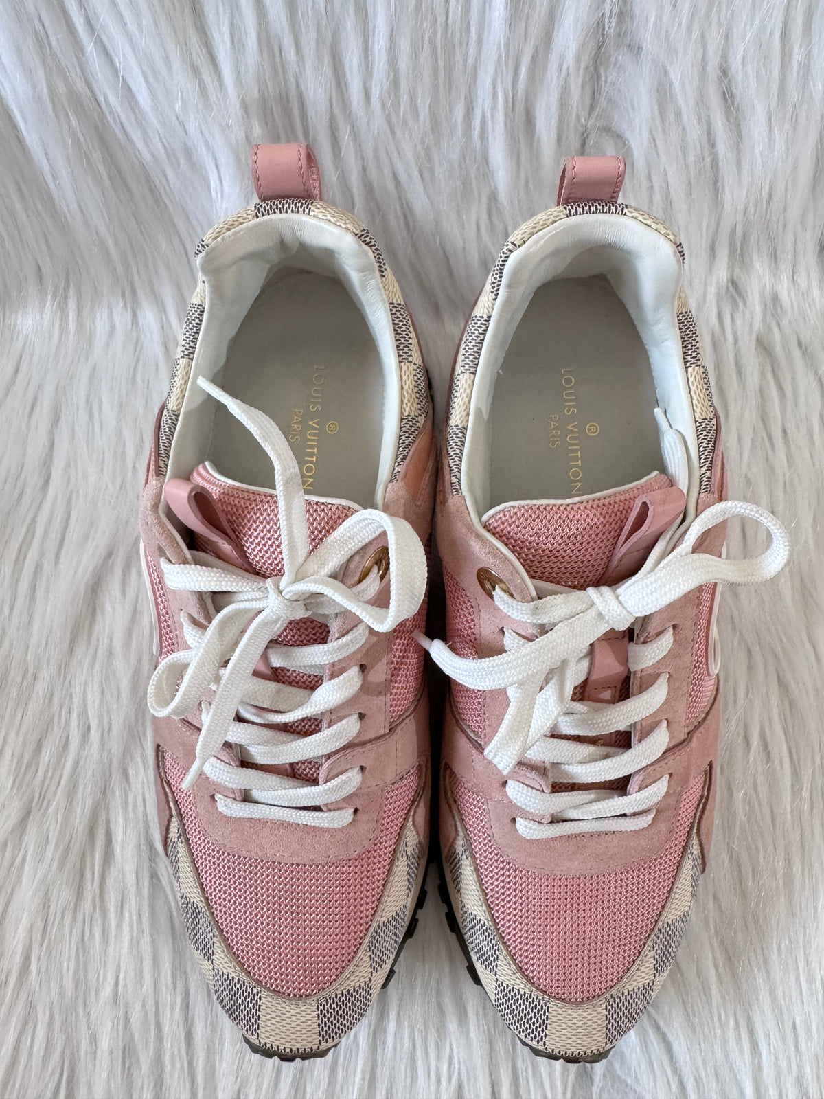 Louis Vuitton Run Away Pink Damier Azur Sneakers size 36