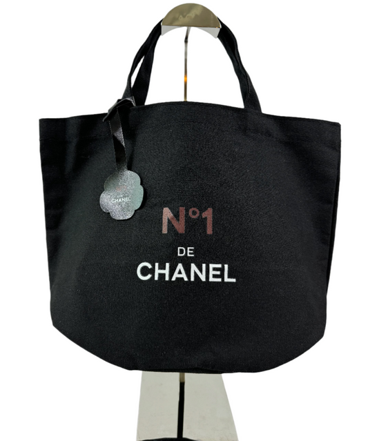 Chanel Canvas VIP tote - black