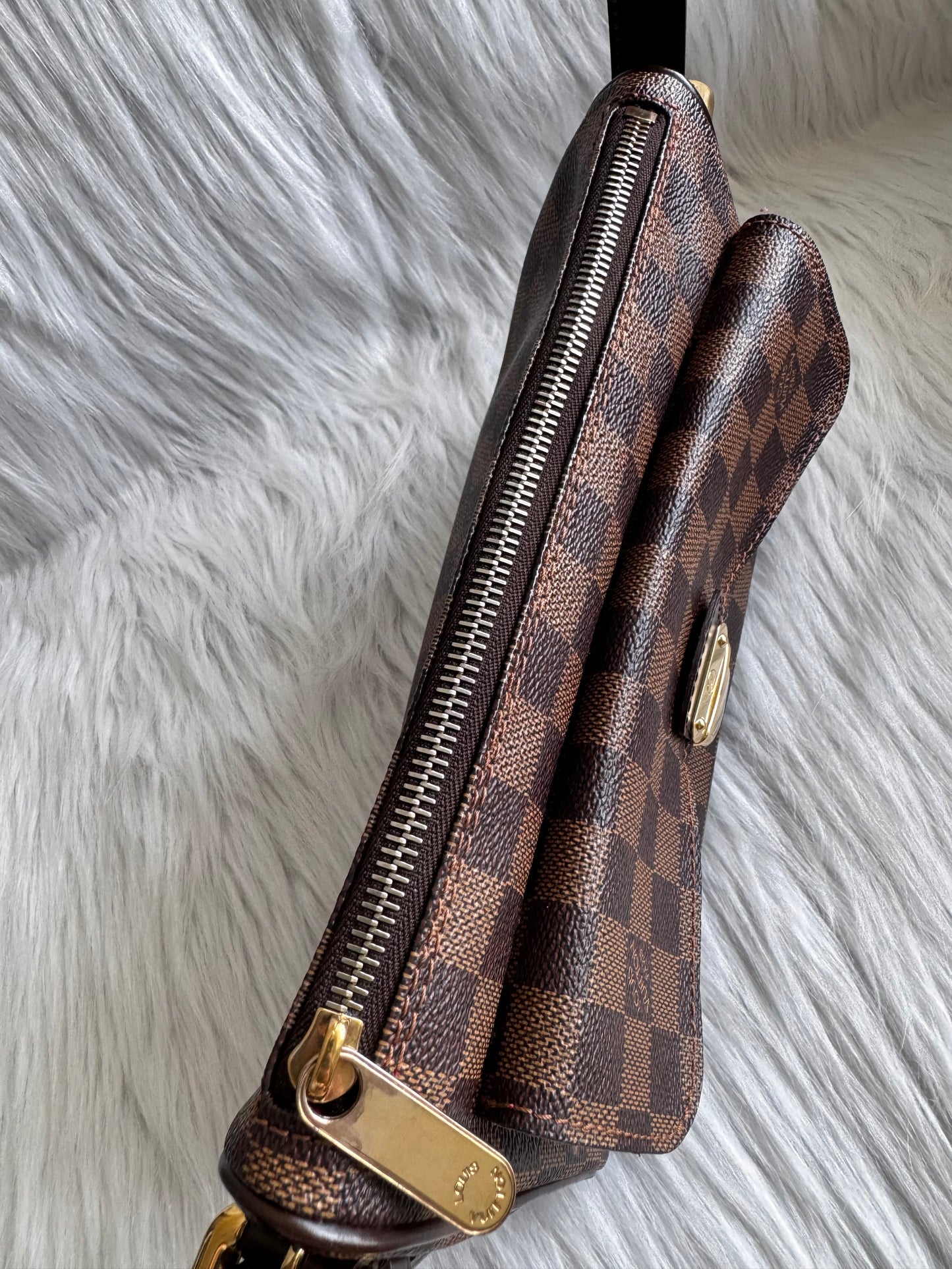Louis Vuitton Damier Ebene Ravello GM Shoulder Bag
