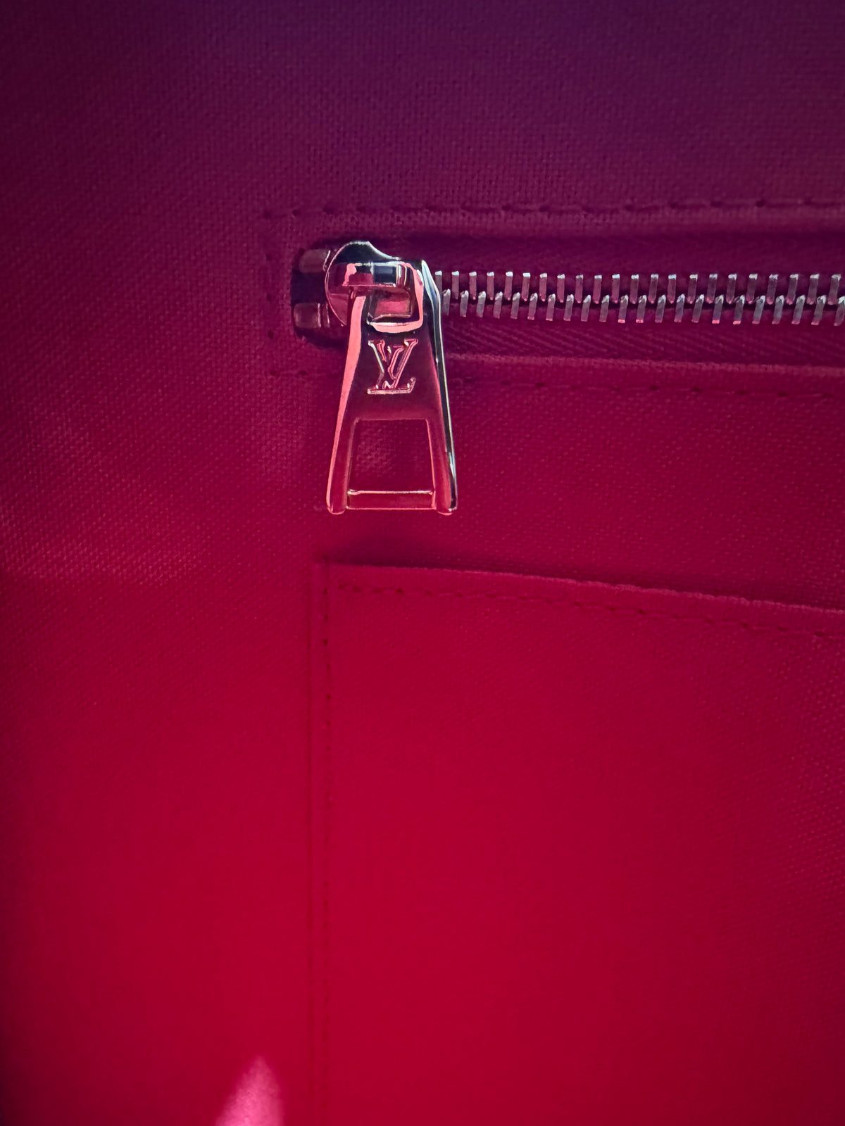 Louis Vuitton Monogram Reverse On the Go MM