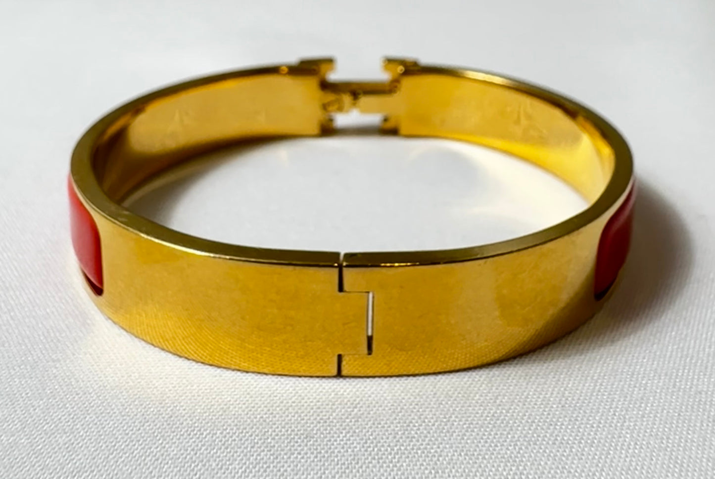 Hermes Clic Clac H Red Enamel Gold Plated Narrow Bracelet GM