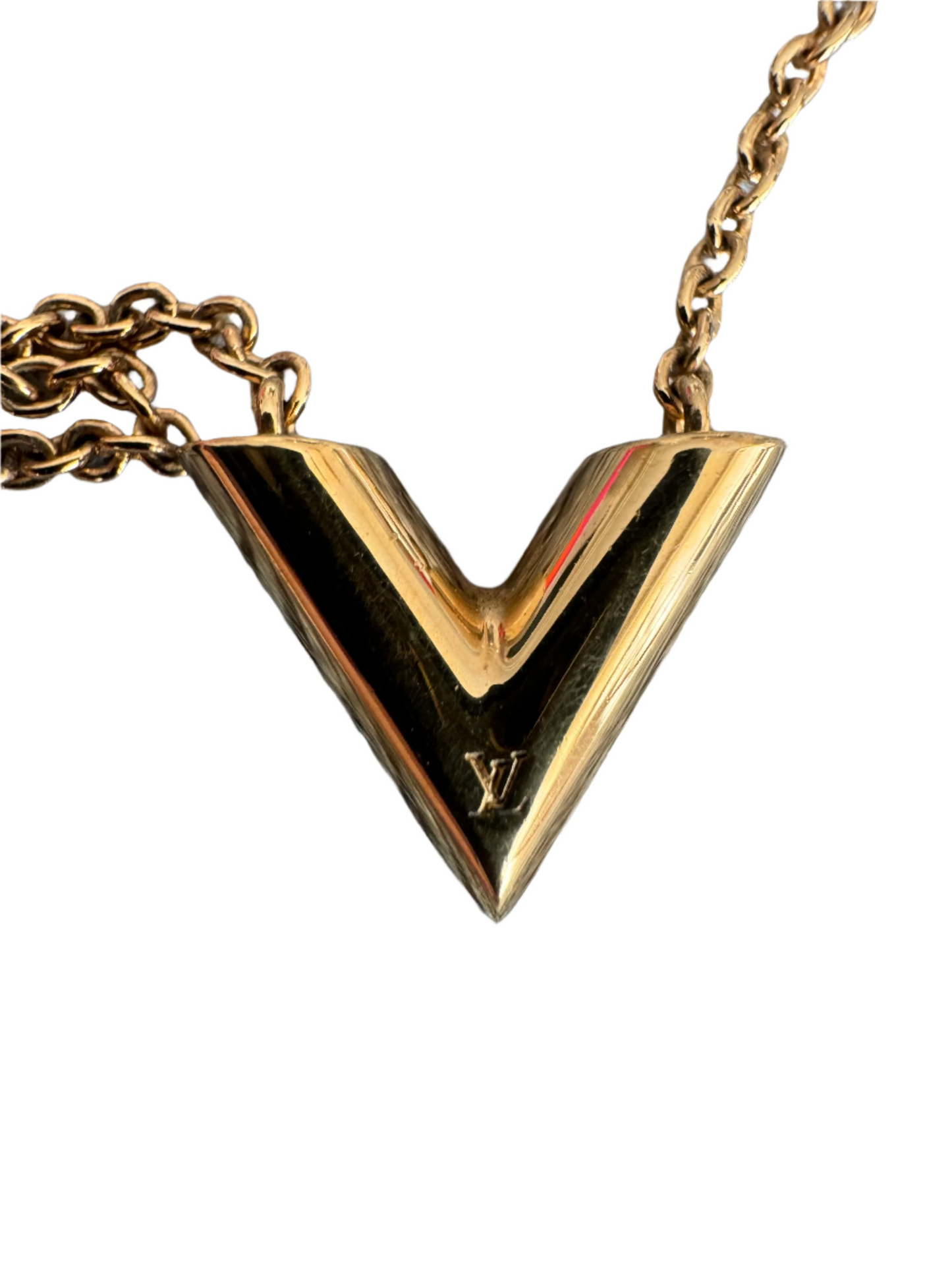 Louis Vuitton Essential V necklace