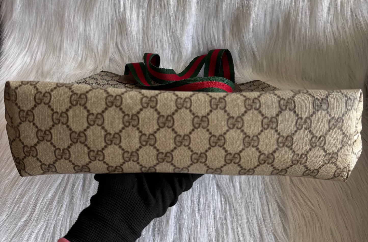 حقيبة كتف صغيرة Gucci GG Marmont - حمراء