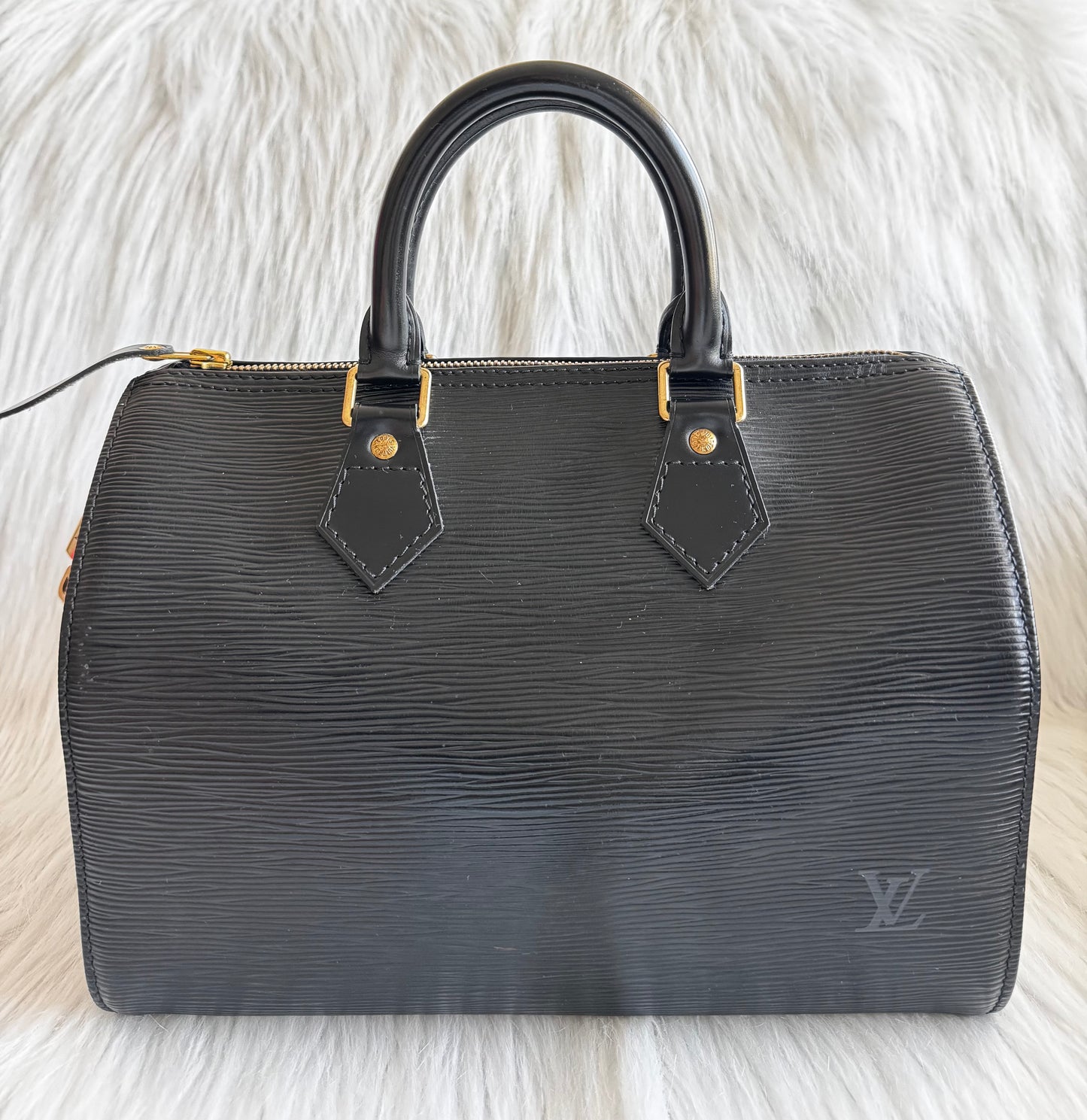 لويس فويتون نيفيرفول إم إم-دامييه إيبين