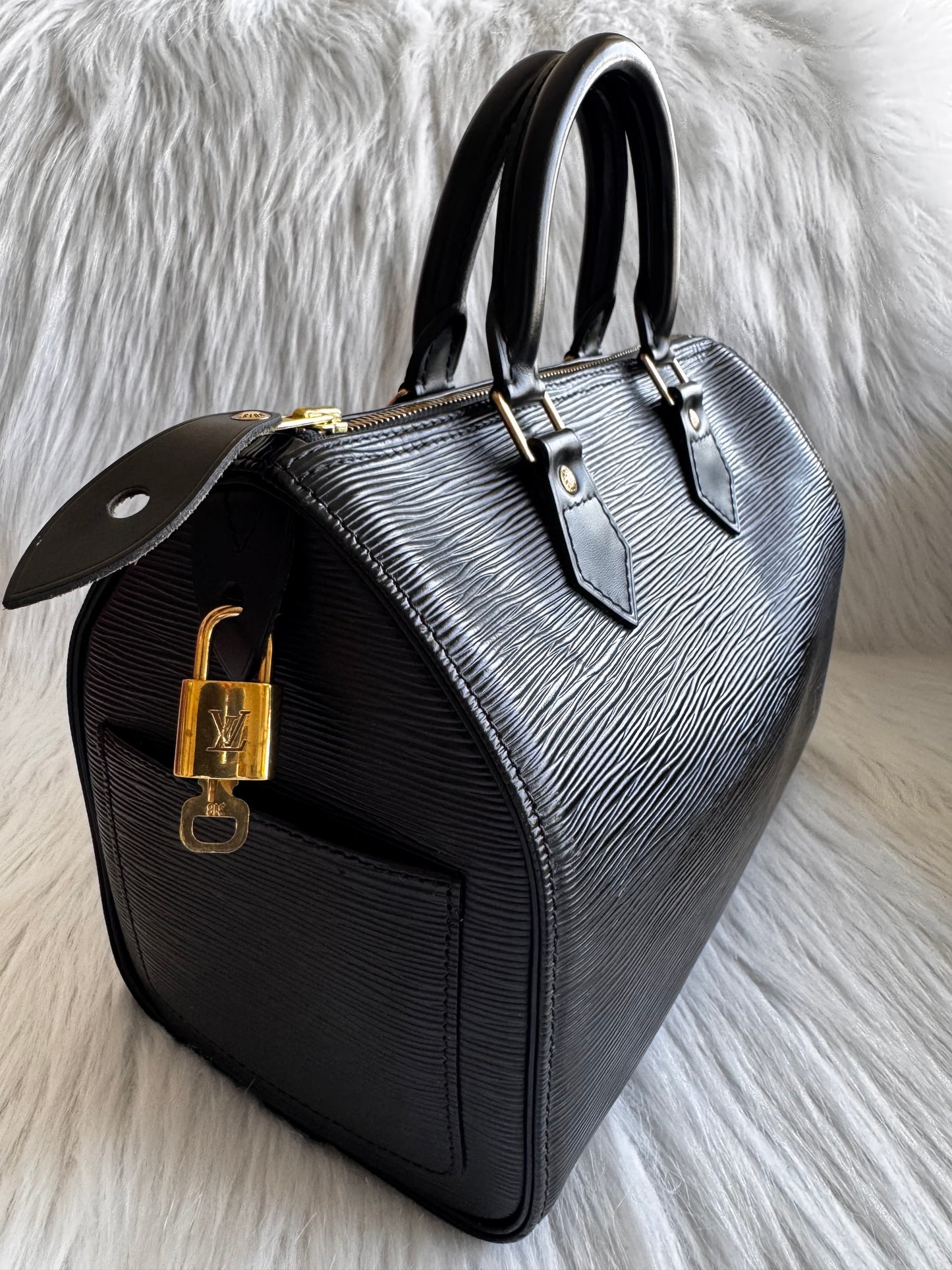 لويس فويتون نيفيرفول إم إم-دامييه إيبين