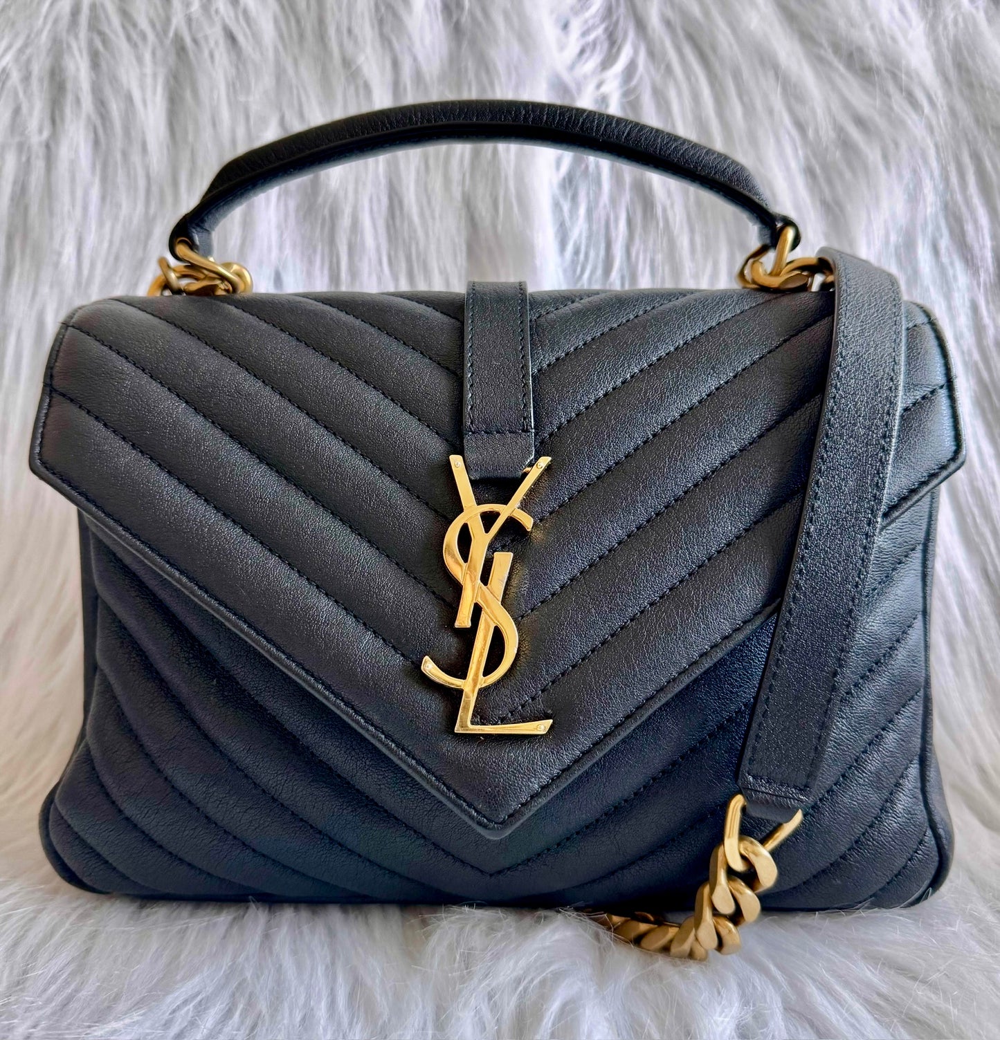 حقيبة سان لوران كاباس شيك - وردي