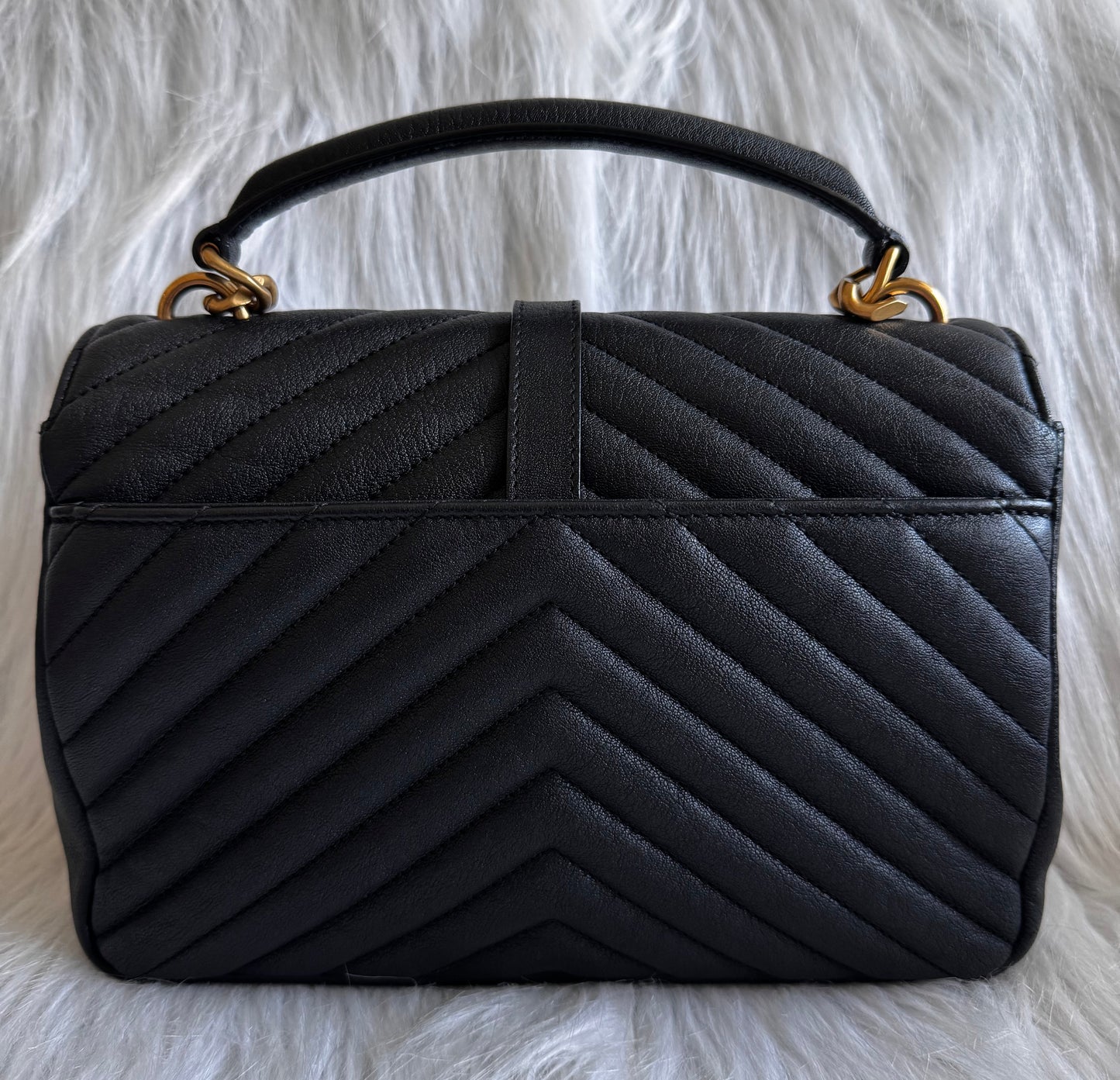 حقيبة سان لوران كاباس شيك - وردي