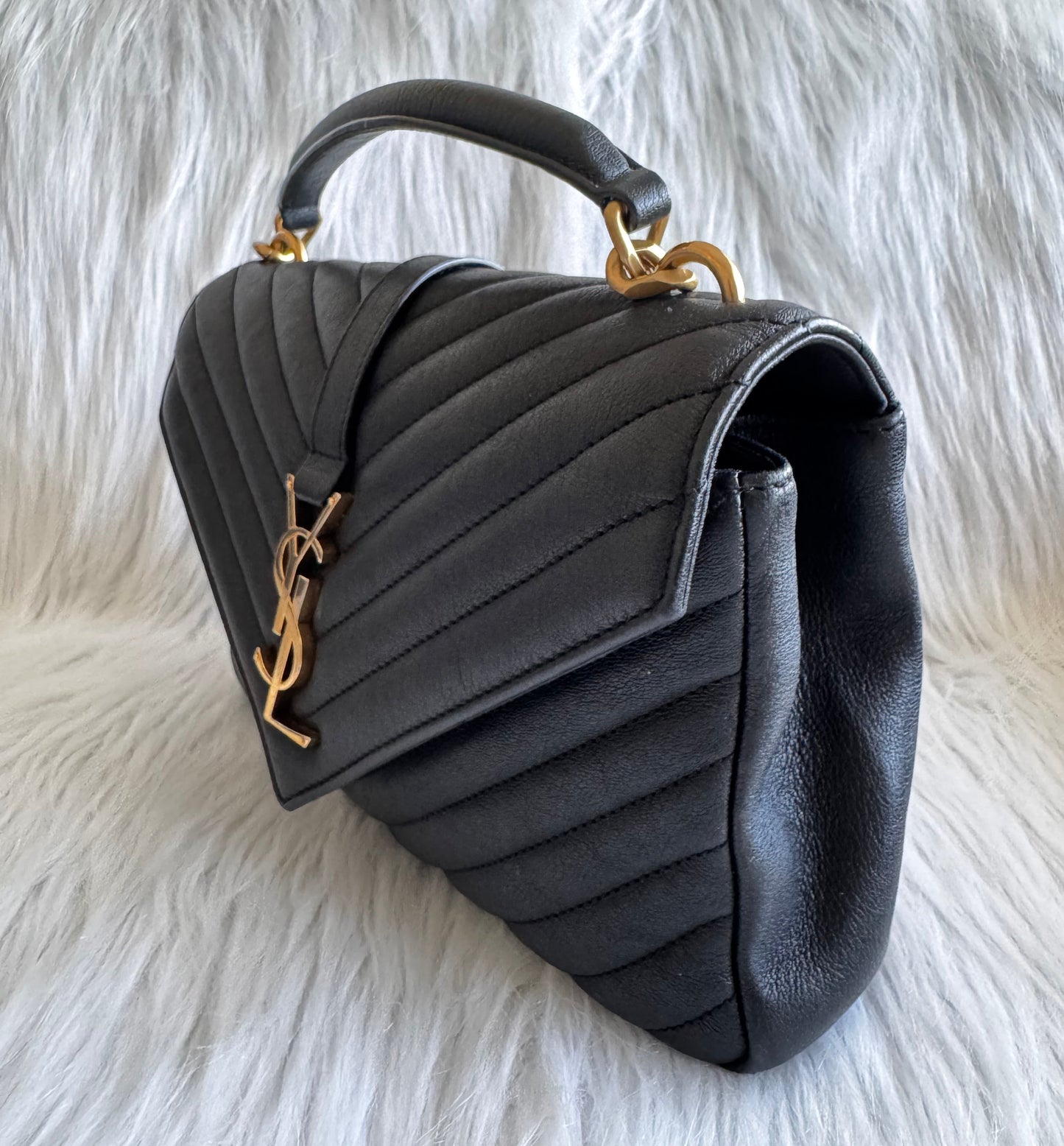 حقيبة سان لوران كاباس شيك - وردي