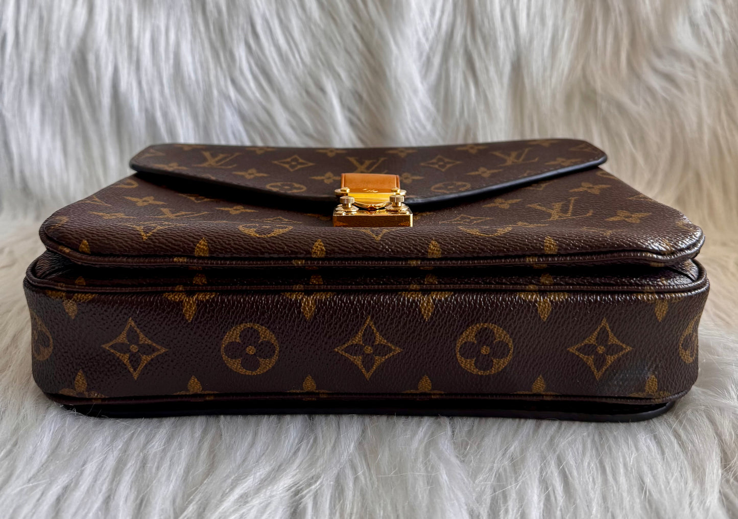 لويس فويتون نيفيرفول إم إم-دامييه إيبين