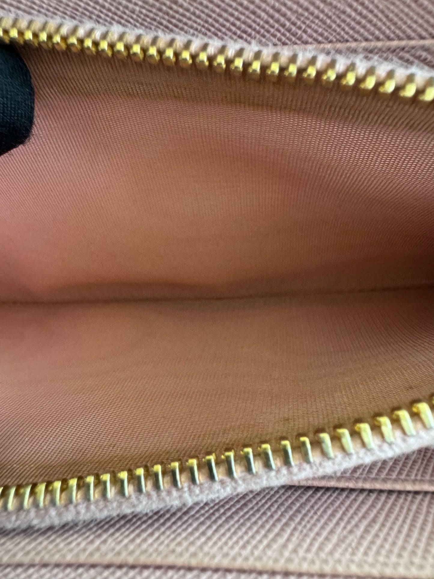 Prada Pink Saffiano Bow Zip Long wallet