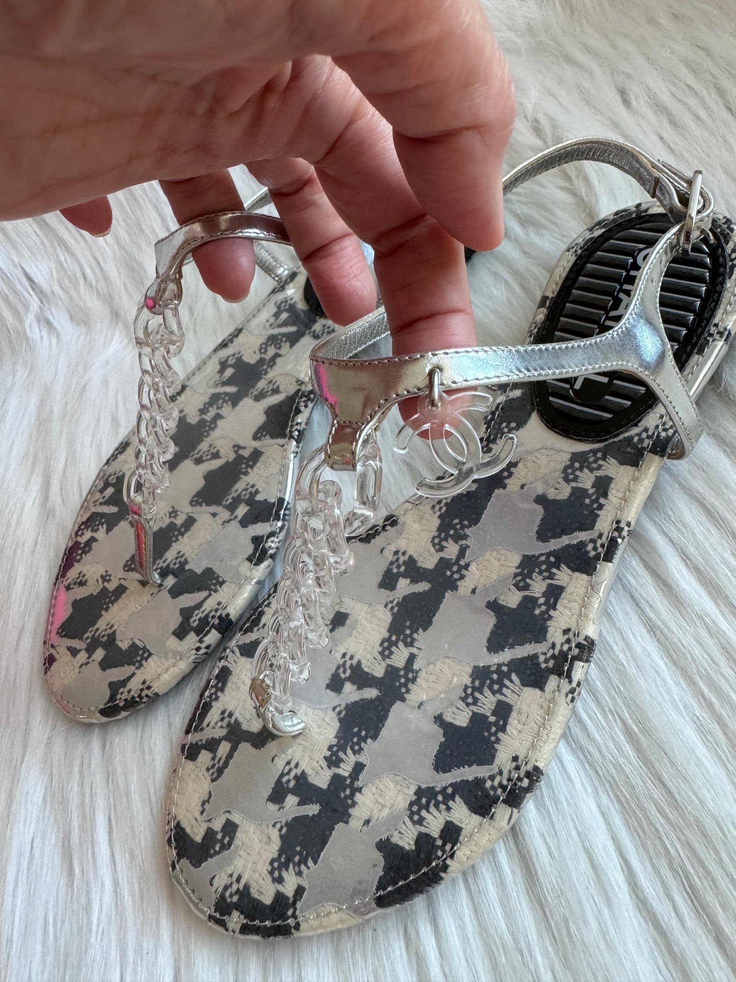 Chanel Clear Chain CC Logo Thong Tweed Flat Sandal size 35