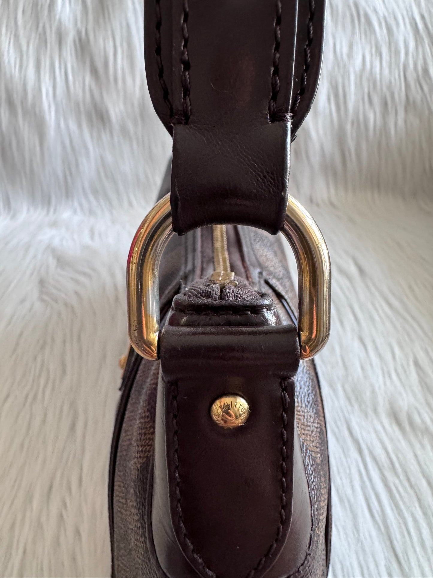 Louis Vuitton Damier Ebene Thames PM Shoulder Bag
