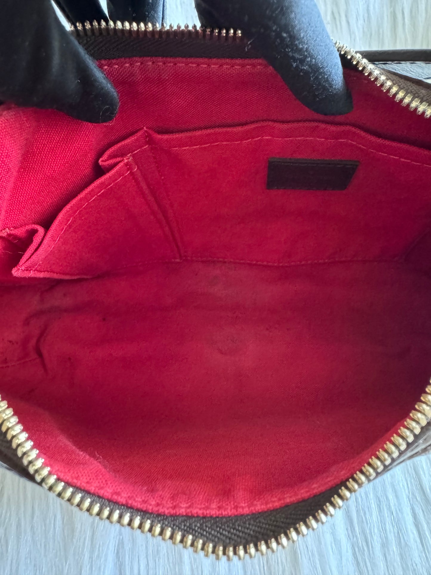 Louis Vuitton Damier Ebene Thames PM Shoulder Bag