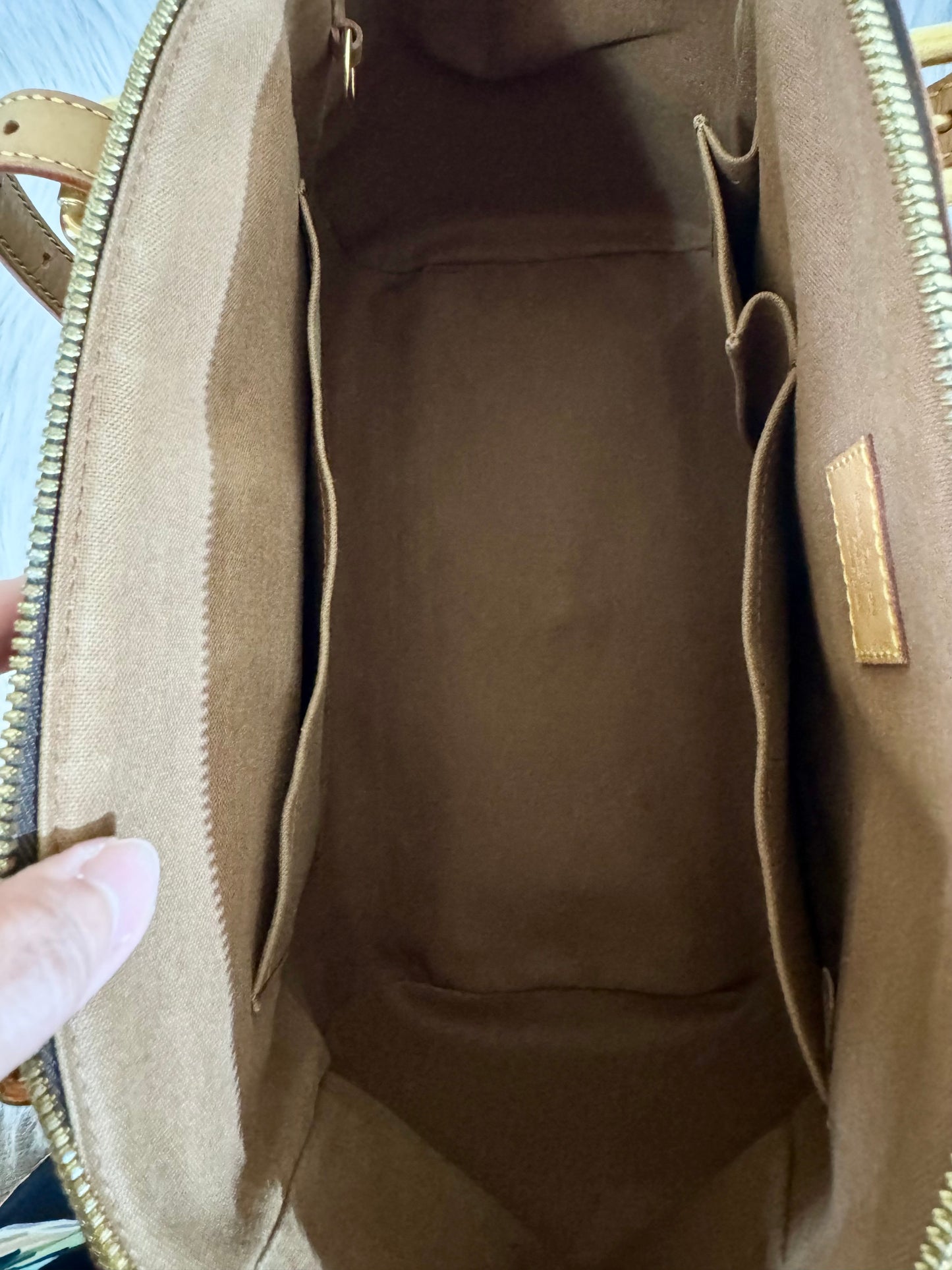 Louis Vuitton Monogram Tivoli GM