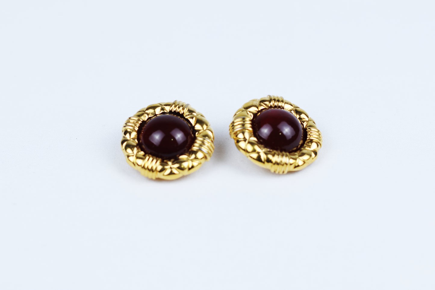 Chanel Gripoix (vintage) earrings - clip on