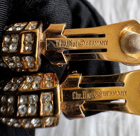 نظارة شمسية شانيل مربعة