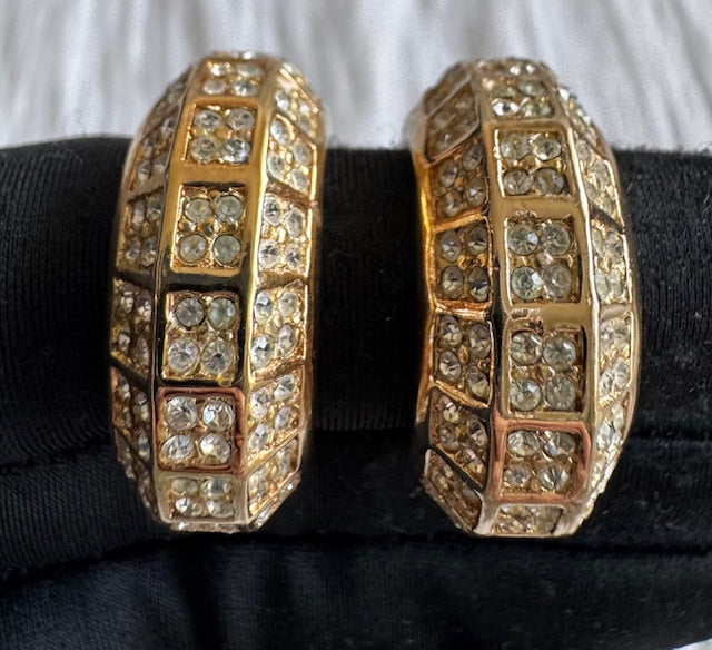 نظارة شمسية شانيل مربعة